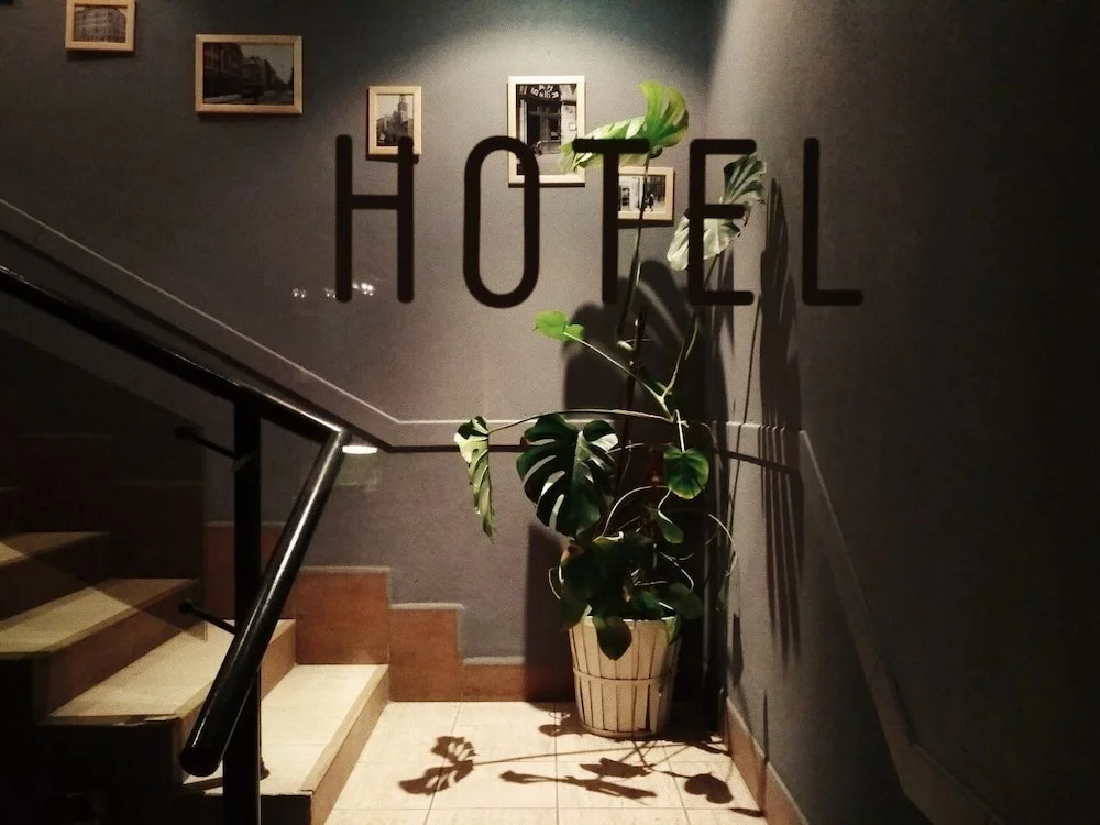 Hygge Cafe & Hotel
