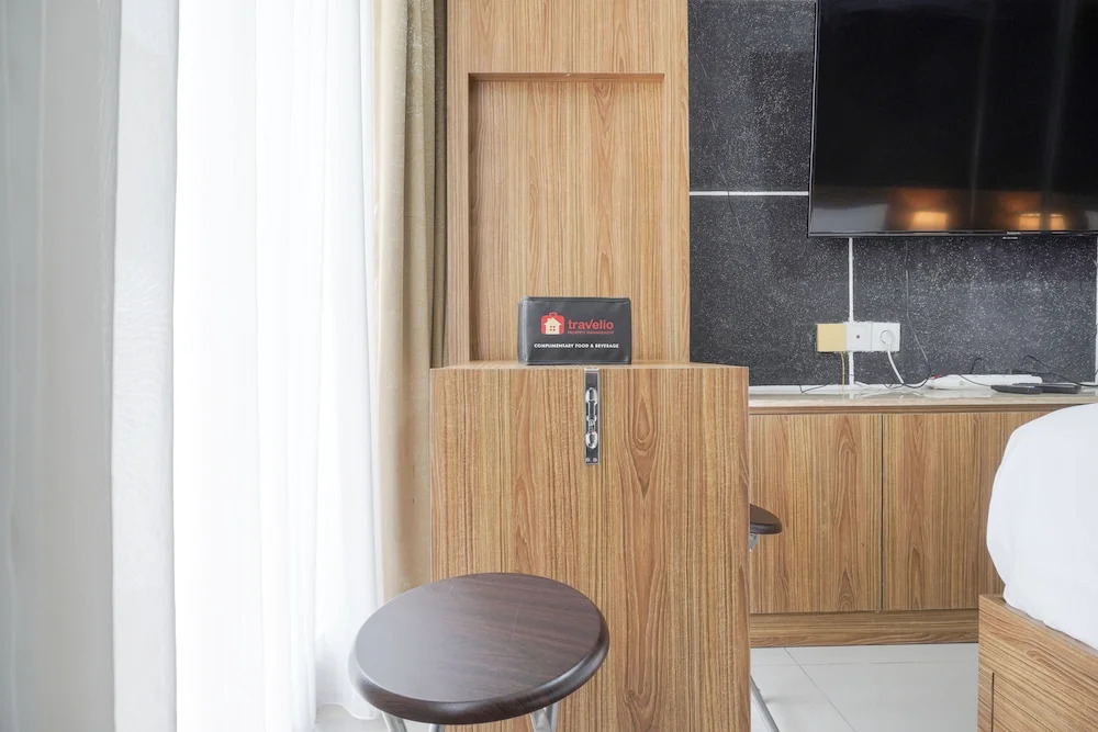 Minimalist And Comfort Stay Studio Room At Signature Park Grande Apartment