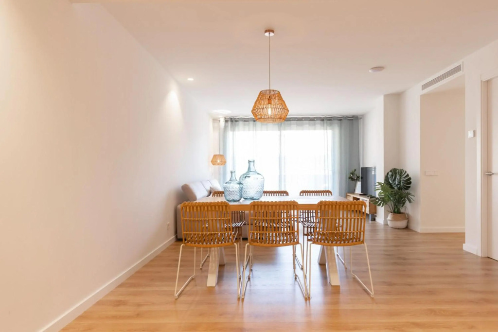 Bravissimo Falcó, 3 bedrooms and balcony