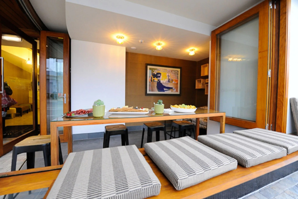 Morgan Suites