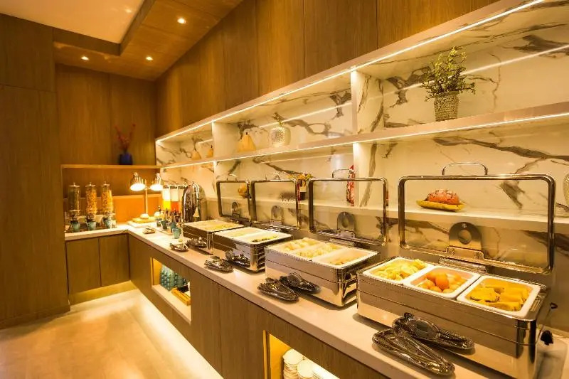 Hanting Premium (Fengcheng Pedestrian Street)