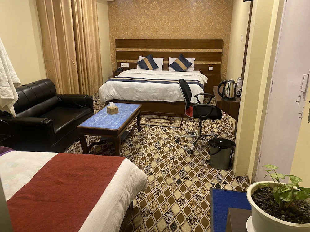 Hotel Pathibhara