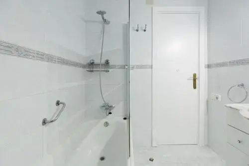 UHC Scala Mar Apartments AACC