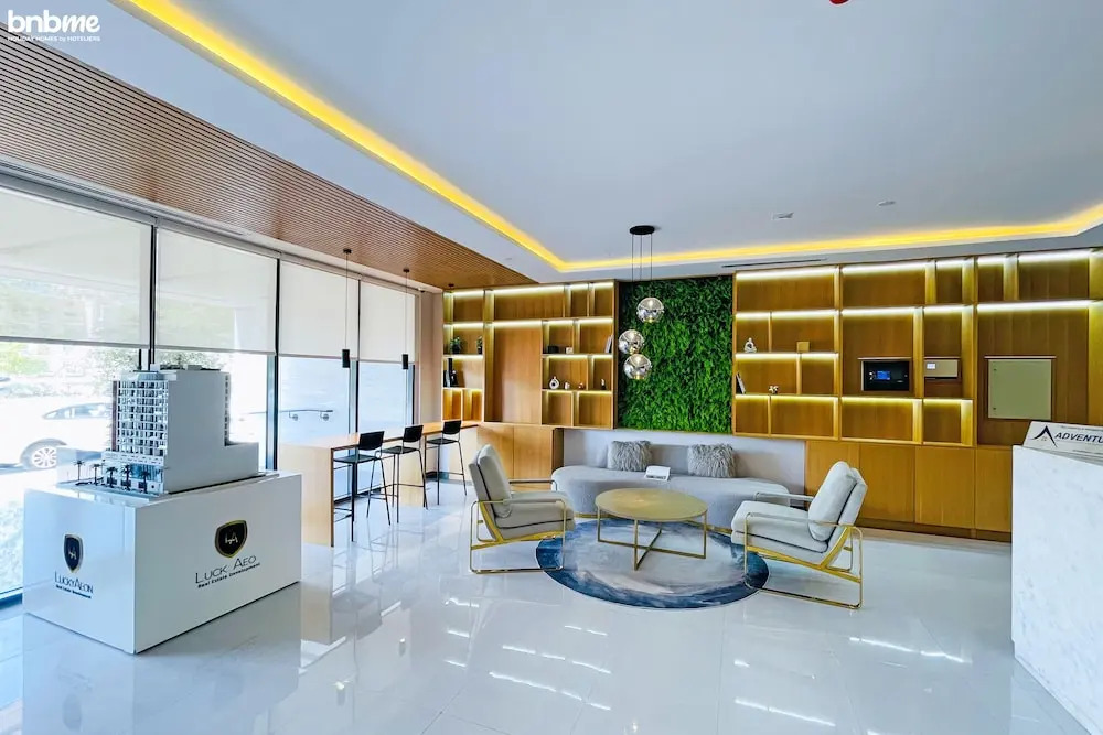 Lucky Residence - 1002 by bnbme homes
