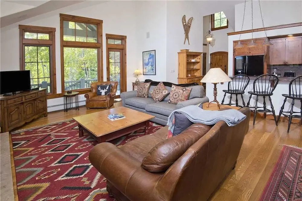 Buckhorn Townhome #9 4 Bedrooms 5 Bathrooms Townhouse