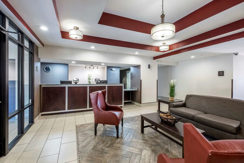 Red Roof Inn & Suites Savannah Airport