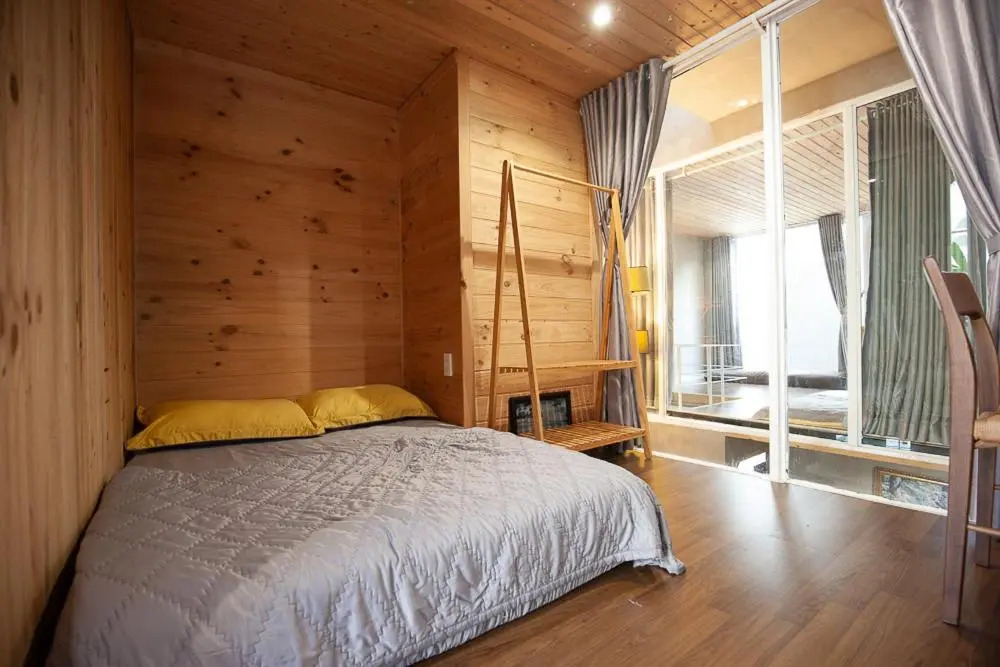 Soc House 1