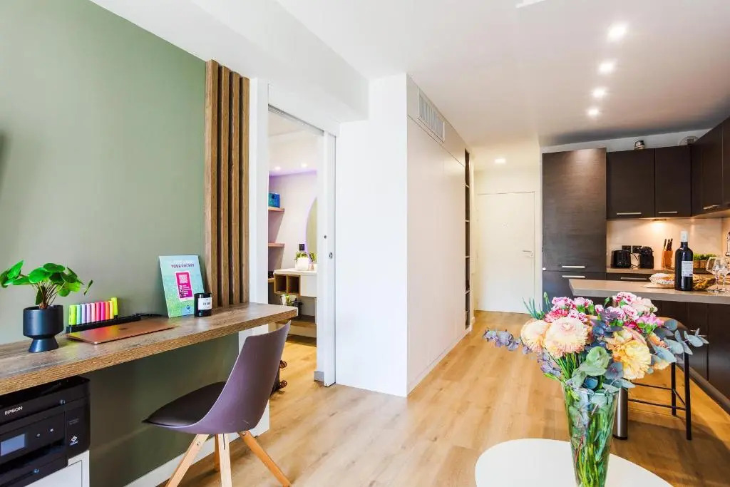 VICTOR HUGO II AP4278 By Riviera Holiday Homes