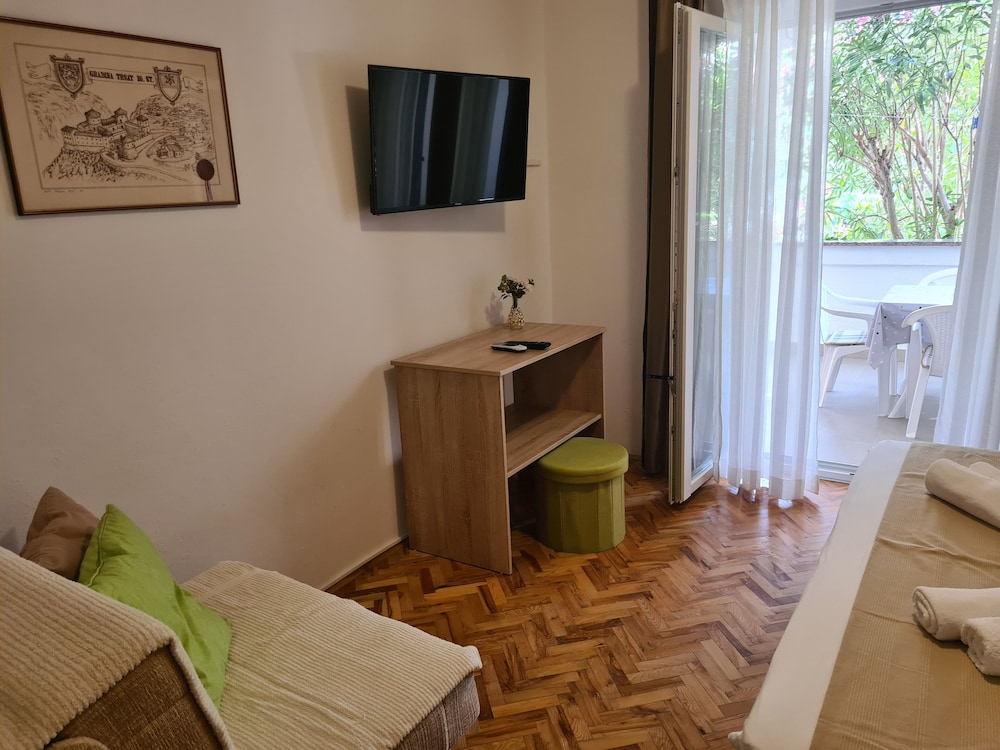 Apartments Ivo
