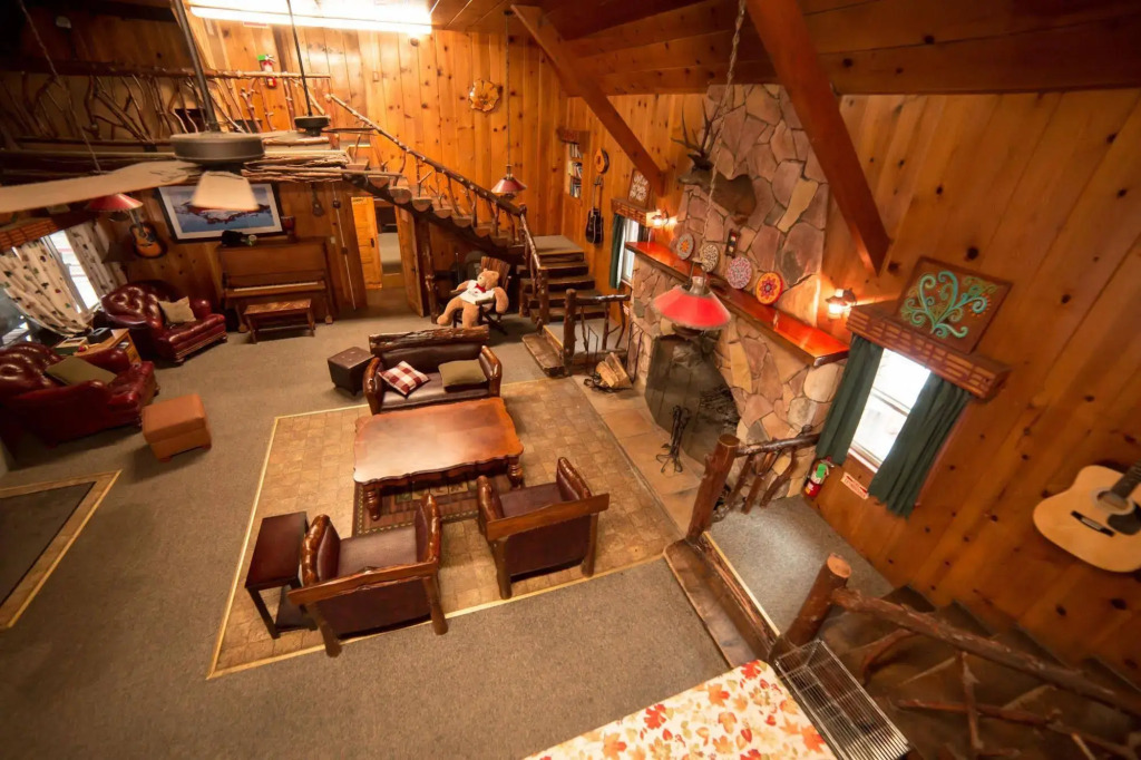 ITH Big Bear Lake Hostel & Lodge