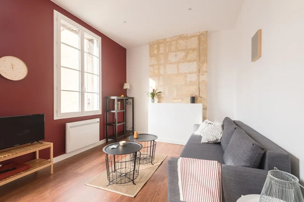 Superb Renovated Studio in the City Center