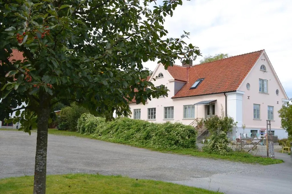 Mellby 11 Bed & Breakfast