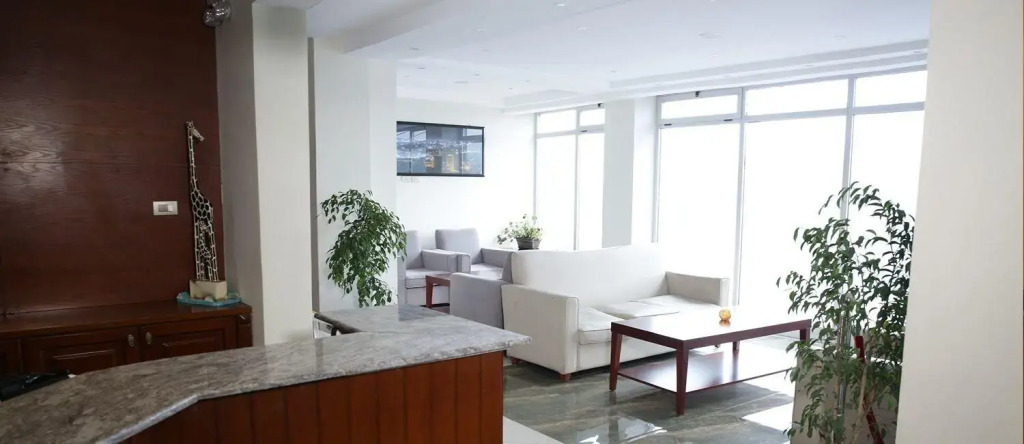Blue Nest Hotel