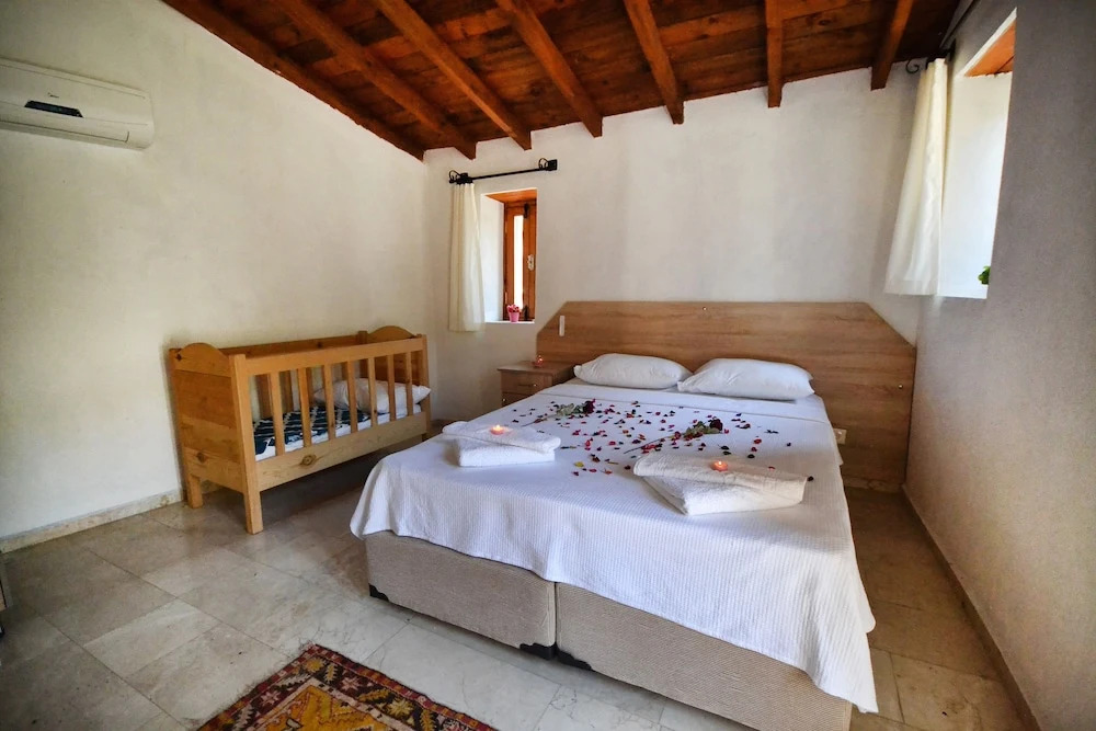 KAY4800 Villa Sems 2 Bedrooms