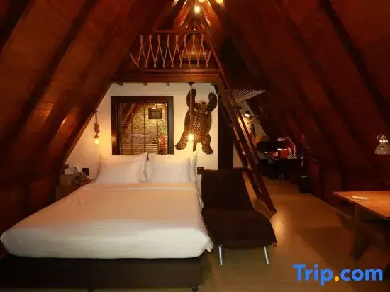 Kenaray Farmstay riverside