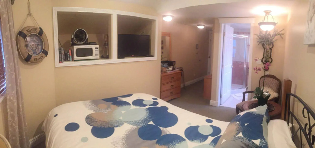 Ocean Breeze Executive Bed and Breakfast