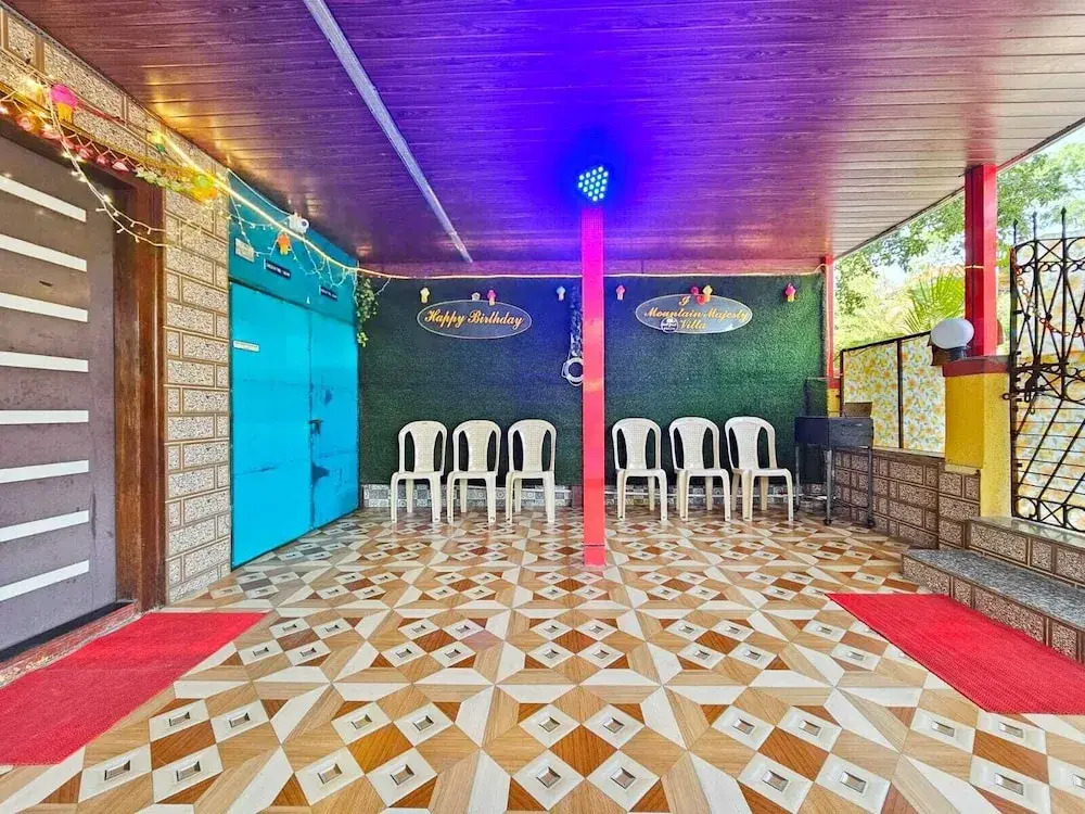 Mountain Majesty Villa