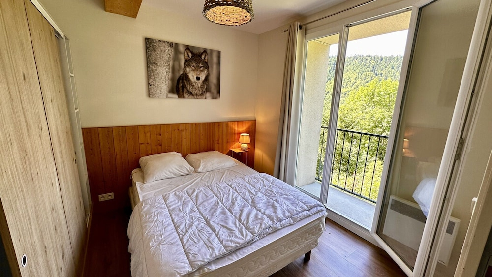 2-bedroom Valley View Duplex