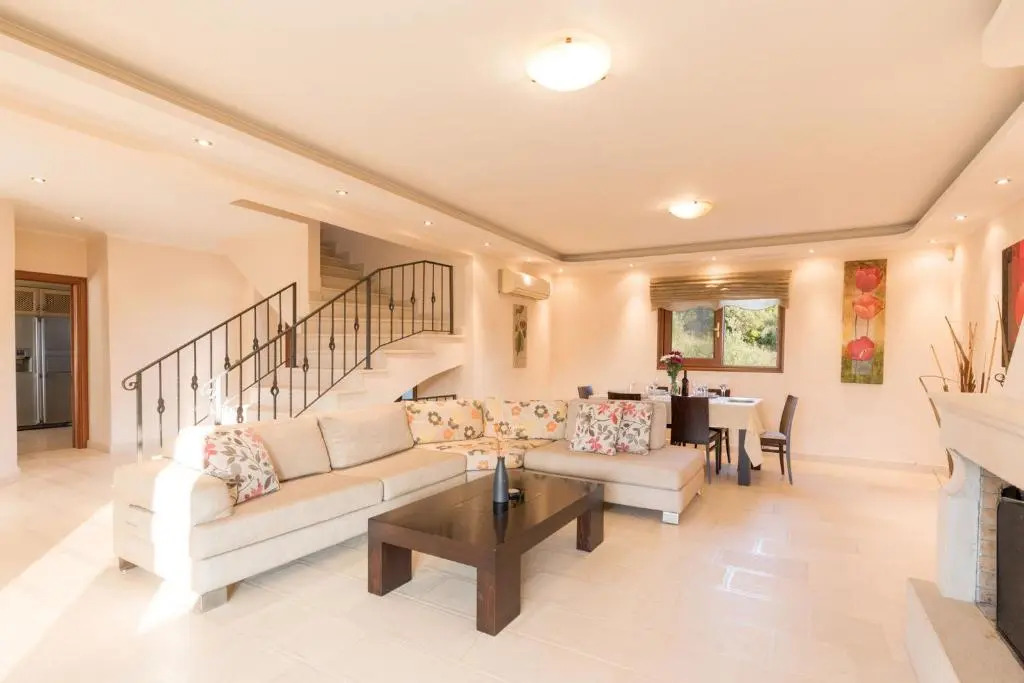 Kassiopi View Villas-Corfu-Villa Christos-4 bedrooms-big private pool-sea view-prime location