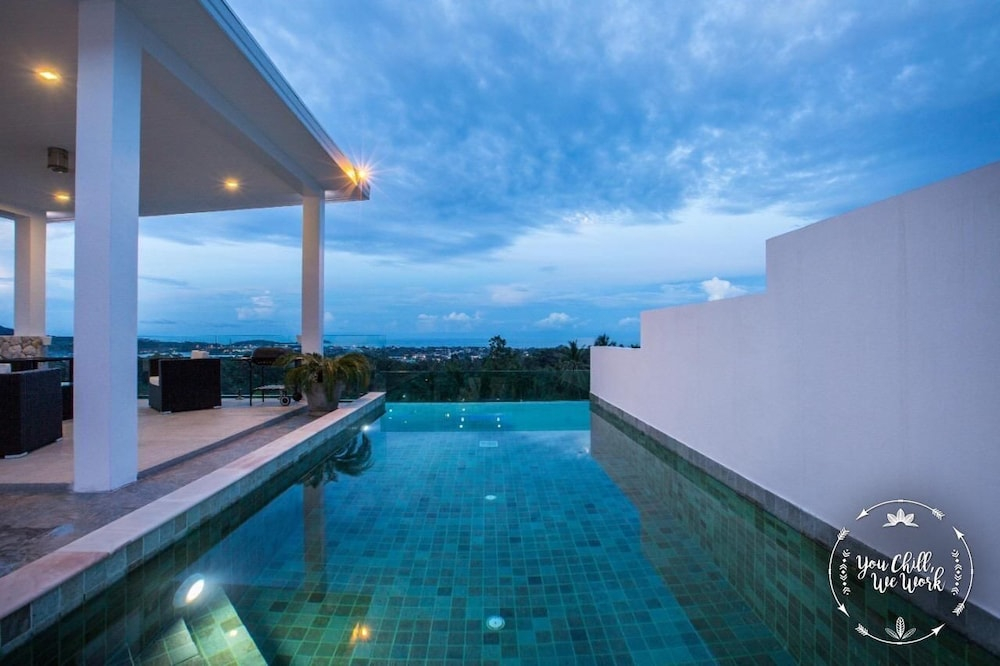 V297 Hillside Sea View Villa with Infinity Pool
