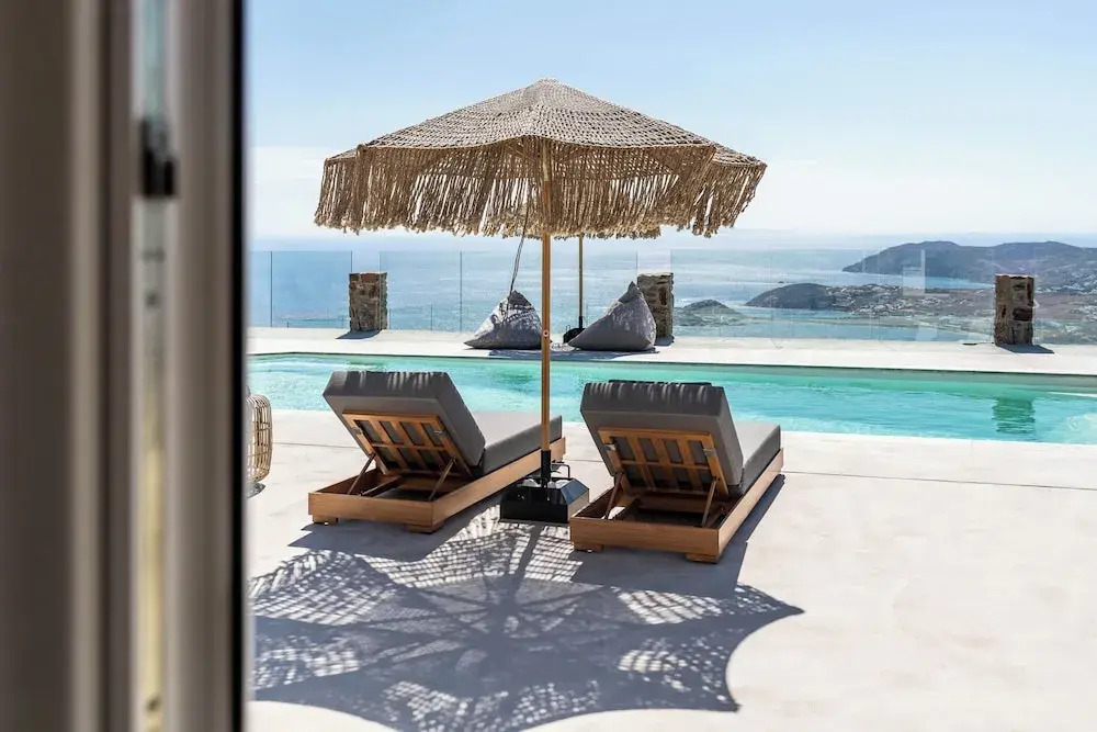 Makani Suites