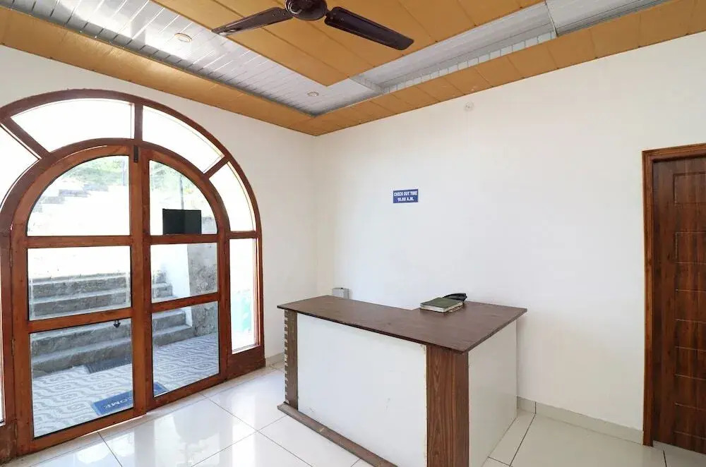 Hotel Himalayan Village By OYO Rooms