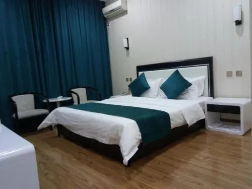 Longhao Hotel