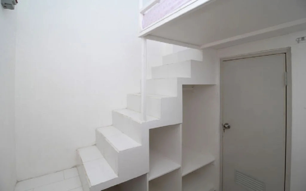Kamar Keluarga Jelambar Hadiah Syariah