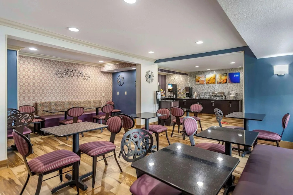 Comfort Inn Tulsa Midtown (Formerly Baymont Inns & Suites Tulsa)