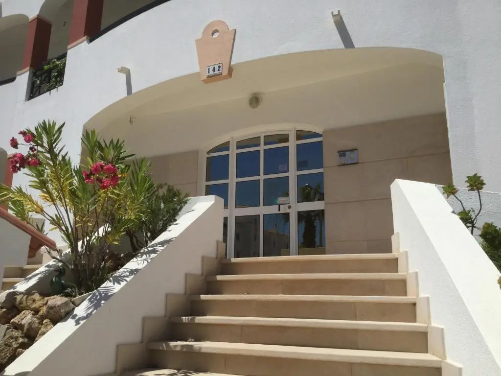 Olinda’s 2 Bedroom Apartment