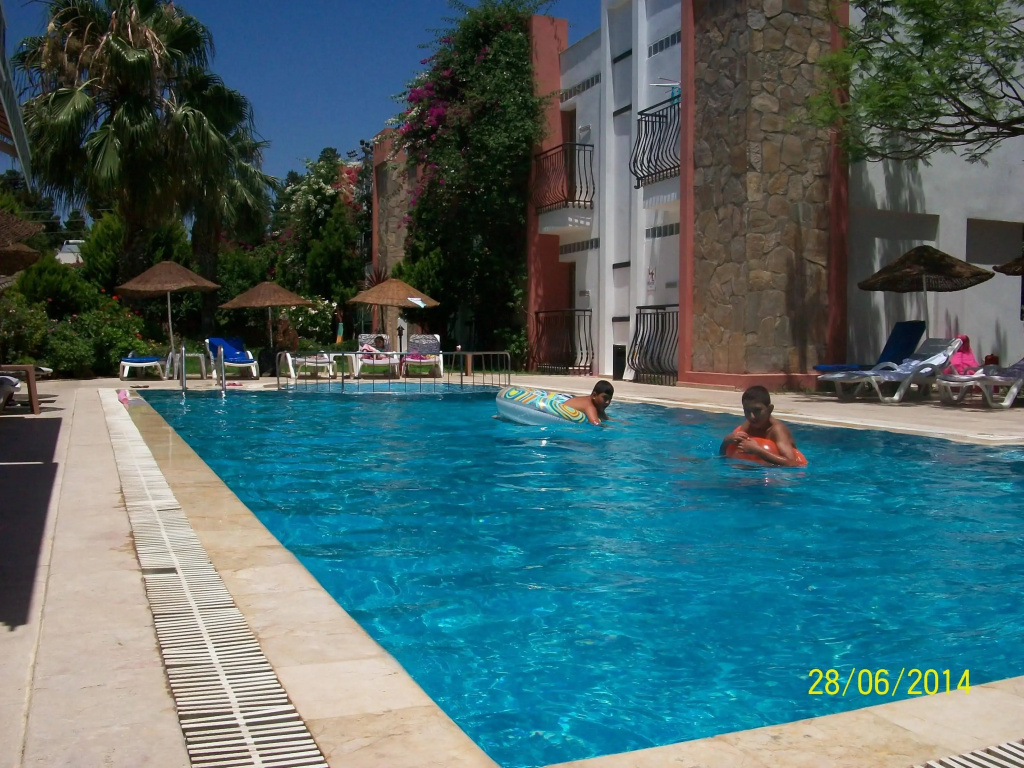 Kriss Otel