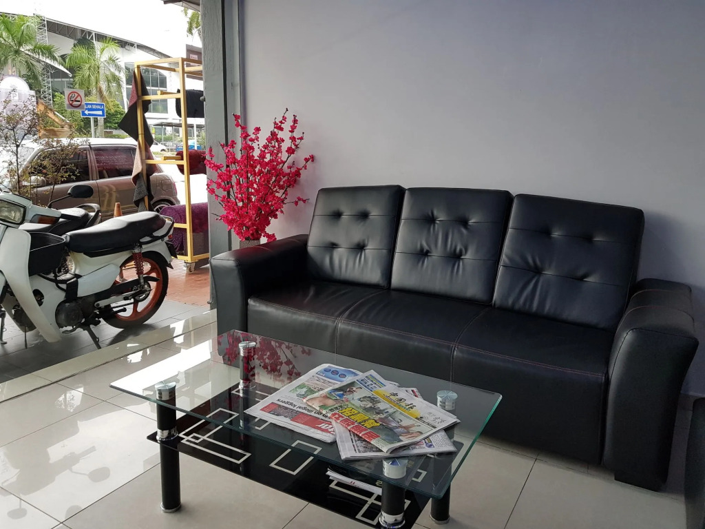 De UPTOWN Hotel @ P.J. 222