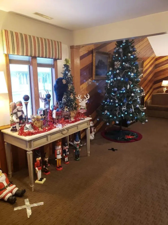 Deer Creek Motel