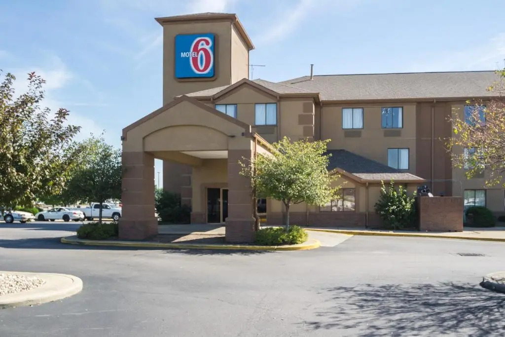 Motel 6-Indianapolis, IN - Airport