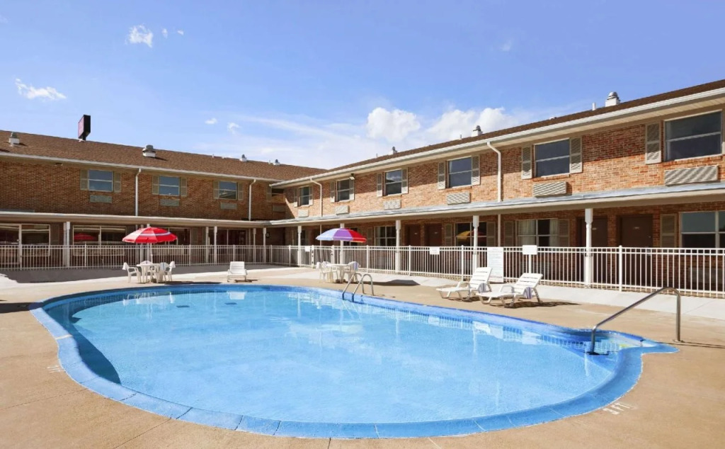 Ramada Sioux City