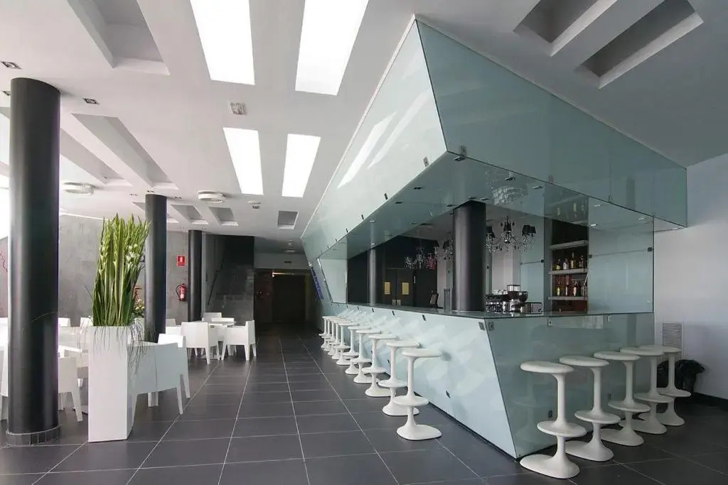 Apolo Suites Rentalmar
