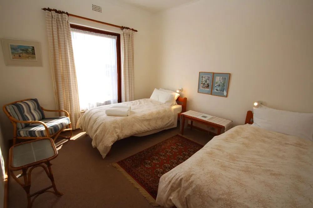Bergroos is a Self-catering, Holiday Home Situated Close to the Botanical Garden