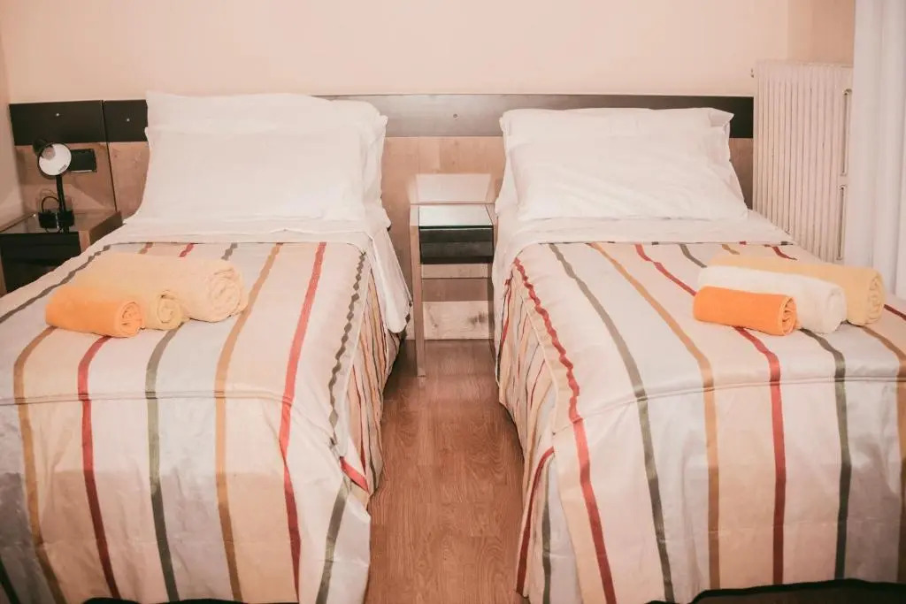 B&B Santa Monica