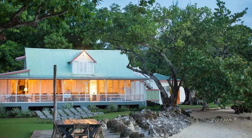 Llantrissant Beachcliff Villa