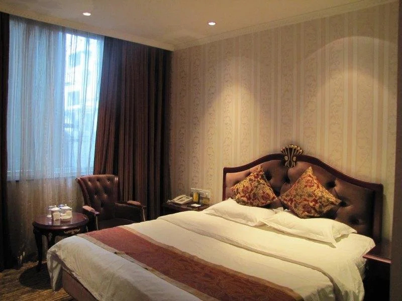 Victoria Hotel
