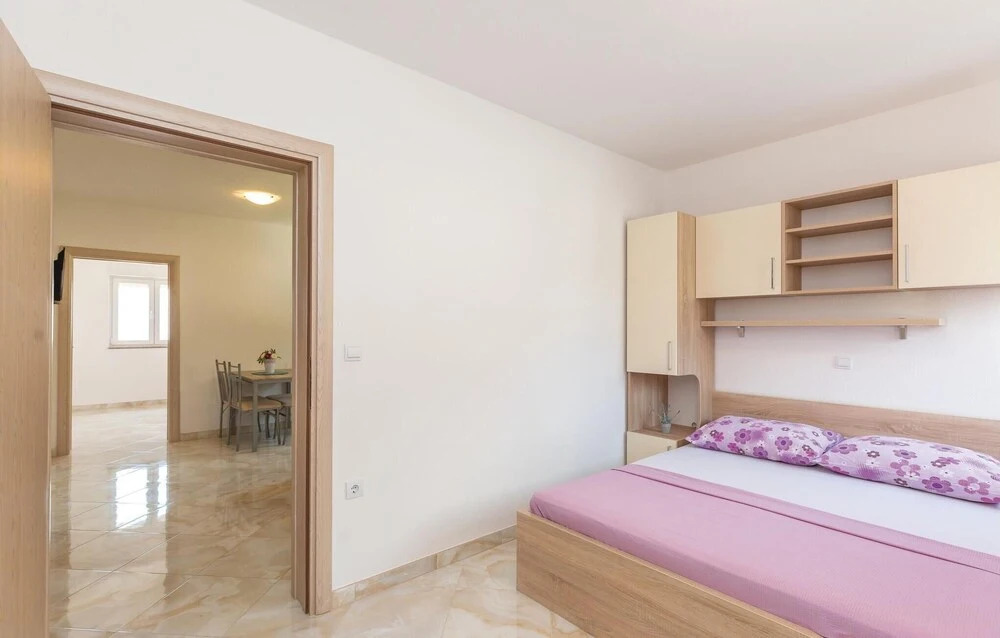 Amazing Home in Krvavica With Wifi and 2 Bedrooms