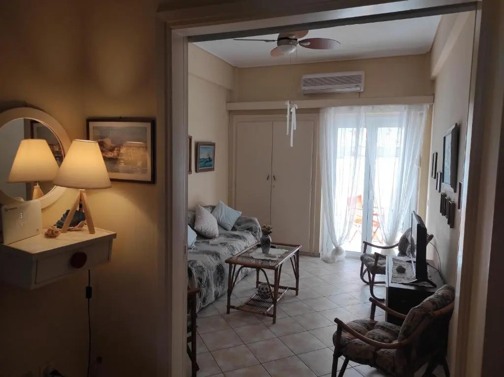 Nice studio apartment by the sea (AMA:00000005367)
