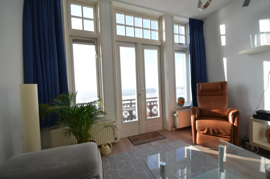 Fraai appartement direct aan zee op toplocatie.