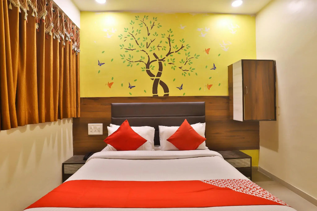 OYO Spot on  8592 Hotel Paras Palace