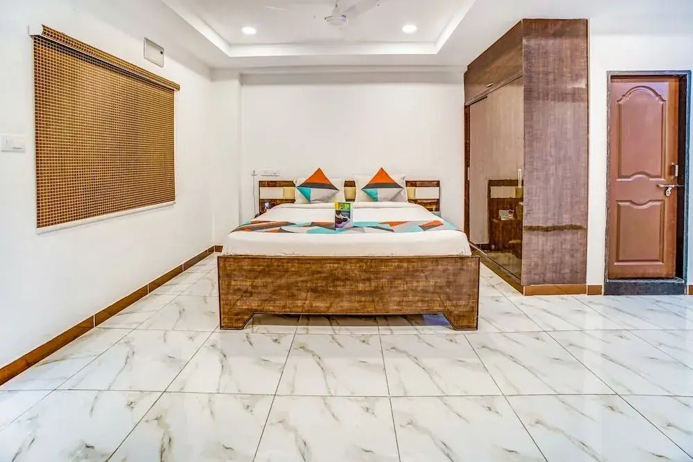 Fabexpress Adarsh Inn
