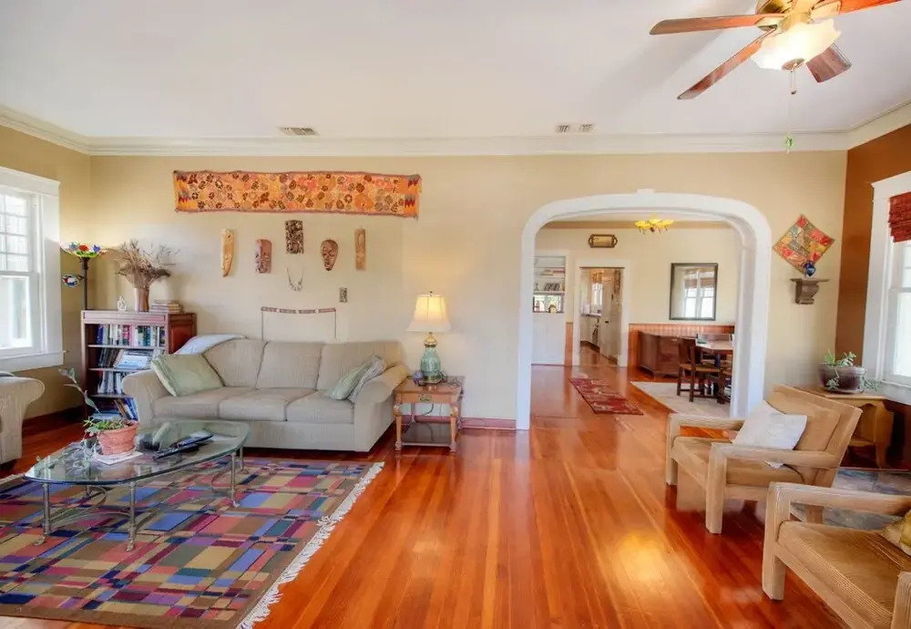 Mesquite Creek Historic Farmhouse