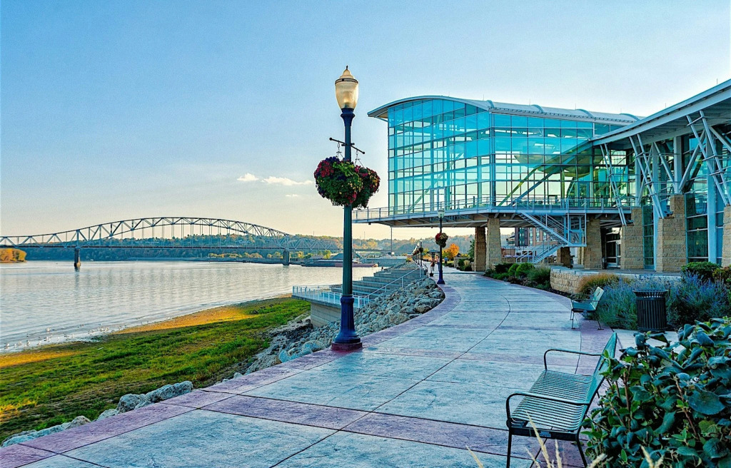 Grand Harbor Resort