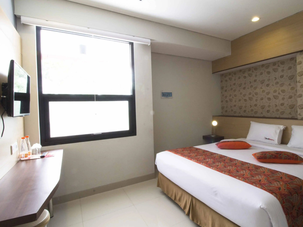 RedDoorz near Padjajaran University 2