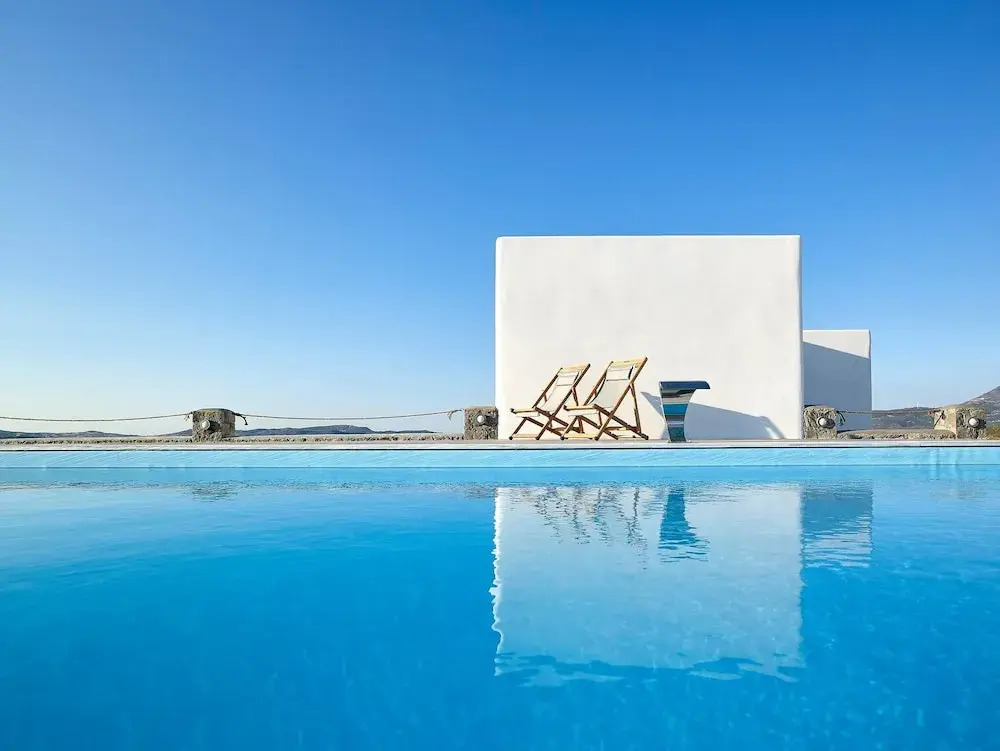 Lithos Luxury Rooms