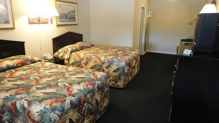 Western Inn - Pensacola